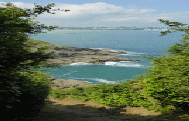 AUTOUR DE LOCQUIREC-finistere