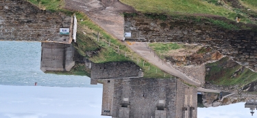 RANDO PRINTANIèRE.UNE PETITE ET GRANDE CHAPELLE.JOLI HAMEAU.-finistere
