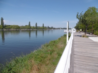 VICHY 03  -  TOUR DU LAC L ALLIER-allier