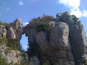 POULX - HAUTEUR DES GORGES DU GARDON-gard