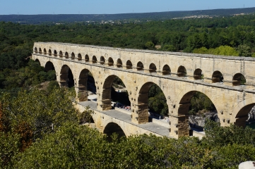 SAINT-BONNET-DU-GARD - VESTIGES DE L AQUEDUC ROMAIN-gard