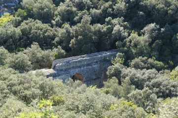 SAINT-BONNET-DU-GARD - VESTIGES DE L AQUEDUC ROMAIN-gard