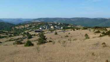 TREVES - COL DE LA PIERRE PLANTEE-gard