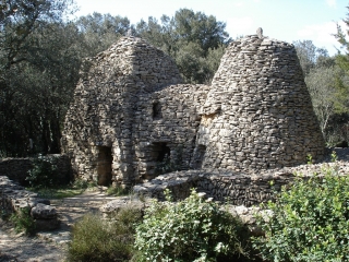 LES CAPITELLES DE BLAUZAC-gard