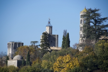 UZES ET LE SENTIER DES CAPITELLES-gard