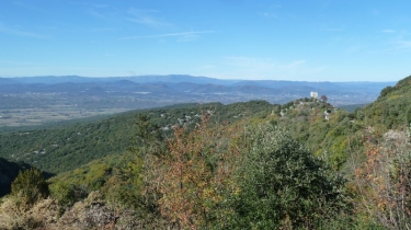 SOMMET DU BOUQUET - LES GROTTES LE CASTELAS-gard