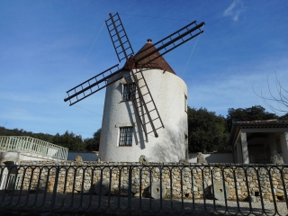 LA BEGUDE- PUECH LUSSAC - ARLENDE-gard
