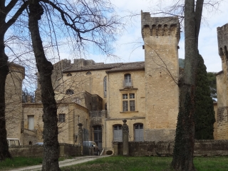 ST-BONNET - CIRCUIT DE LEDENON - CHATEAU DE STPRIVAT - PONT DU GARD-gard