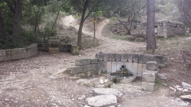 LA FONTAINE DU FONT DE BONNET-gard