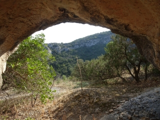 CABRIERES - ARCHES - GROTTES - BALCONS SUR LE GARDON-gard