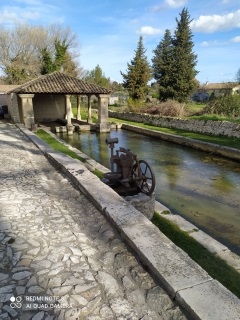 ST-LAURENT-DES-ARBRES - LIRAC-gard