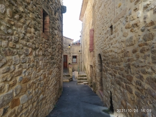 DE ST-JEAN-DE-MARUEJOLS VERS ST-SAUVEUR-gard