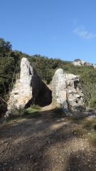 SUIVRE L AQUEDUC PRES DU PONT DU GARD-gard