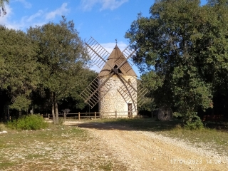 AUTOUR DE LA CAPELLE-MASMOLENE-gard