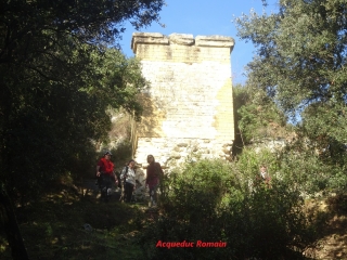 AQUEDUC ROMAIN (SUD PONT DU GARD)-GROTTE ET ERMITAGE DE LA BALAUZIèRE-gard