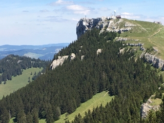 LE CHASSERON (RESTO LE SOLIER) SE FAIT AUSSI EN RAQUETTES-suisse