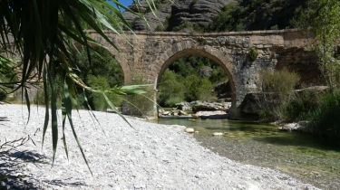 ALQUEZAR - PETITE RANDONNEE EN BOUCLE AVEC PASSAGE DANS LE RIO VERO-espagne