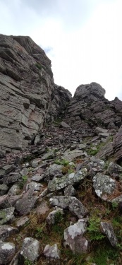 AXURIA PAR LA CHEMINEE DEPUIS ZUGARRAMURDI-espagne