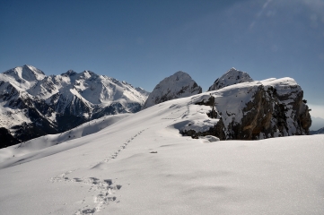 CRETE DE LA FORATATA ET PUNTA DE BARZAPUCHERA EN RAQUETTES-espagne