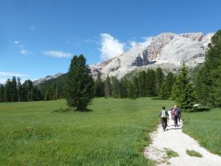 PRAGSER WILDSEE - DOLOMITES-italie