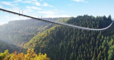 LE PONT SUSPENDU GEIERLAY A MORSDORF-reste-du-monde