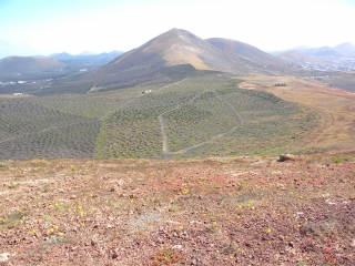LANZAROTE - CRATERE DE UGA-reste-du-monde