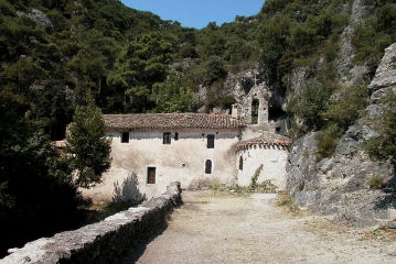 SAINT-GUILHEM-LE-DESERT - FENESTRETTES-herault