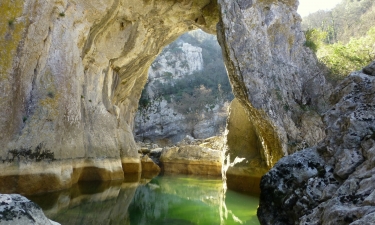 RAVIN DES ARCS - PONT ET CHAPELLE DE SAINT ETIENNE D ISSENSAC-herault