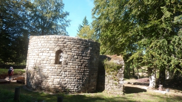 DE CAMBON-ET-SALVERGUES AU REFUGE DES BOURDILS