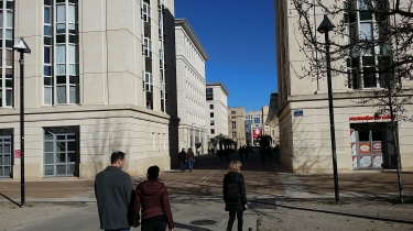 BOUCLE DANS MONTPELLIER (ANTIGONE)-herault