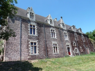 BROCELIANDE- DU TOMBEAU DE MERLIN AU CHATEAU DE COMPER-ille-et-vilaine