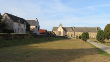 PAIMPONT- LE TOUR DE L ETANG DE L ABBAYE-ille-et-vilaine