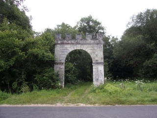 SAINT-PATERNE-RACAN - LA CLARTE DIEU ABBAYE CISTERCIENNE-indre-et-loire