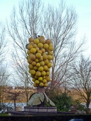 MONTLOUIS-SUR-LOIRE - SON VIGNOBLE ET SA VALLEE INSCRITE AU PATRIMOINE MONDIAL -indre-et-loire