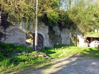 SAVONNIERES SUR LE BORD DU CHER ET SON COTEAU DOMINANT LE VAL DE LOIRE-indre-et-loire