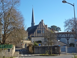 FONDETTES - COTEAU AVEC POINTS DE VUE SUR L AQUEDUC ROMAIN - CHATEAU DE LUYNES-indre-et-loire