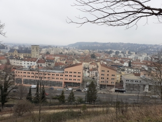 BOURGOIN - TOUR DU JARDIN DE VILLE-isere