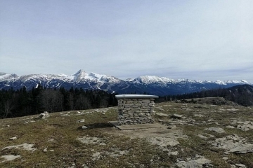 BELVéDèRE DE CHATEAU-JULIEN-isere