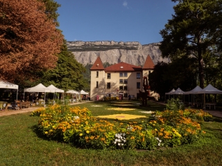 TOUR DU PARC MIRIBEL-isere