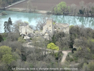 VERTRIEU - BOIS DE SERVERIN-isere