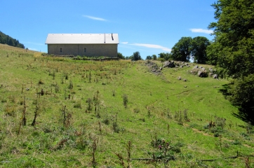 BERGERIES DU RIVET ET FESSOLE AU DEPART DE PIED-FRAIS (LA RIVIERE) - NORD DU VERCORS-isere