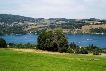 CHARAVINES - CROIX DES COCHETTES-isere