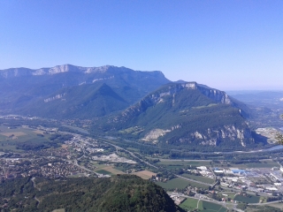 LA BUISSE - ROCHE BRUNE-isere