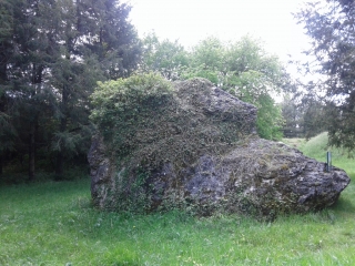 SAINT HILAIRE DE BRENS - PIERRE DE DIEU ET DU DIABLE-isere