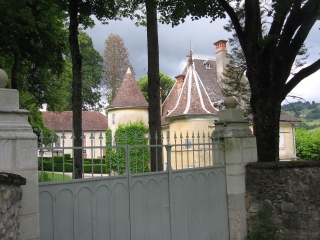 SAINT-GEOIRE-EN-VALDAINE - LES CHATEAUX-isere