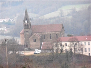 MONTCARRA - SUR LE PLATEAU DE ROCANNE-isere