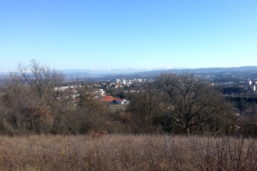 COLLINE DU RELONG - CHATEAU ET ETANG DE FALLAVIER-isere