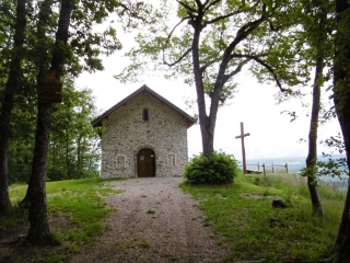 CESSIEU - CHAPELLES DE ND DE LA SALETTE ET SAINT JOSEPH-isere