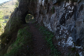 ENTRAIGUES - LE GARGAS EN BOUCLE-isere