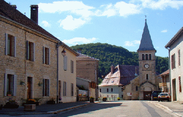 TOUR DE LA SAINE-jura